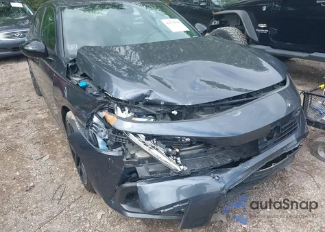 2022 Honda Civic Sport z USA, uszkodzony, nr VIN 2HGFE2F52NH610898